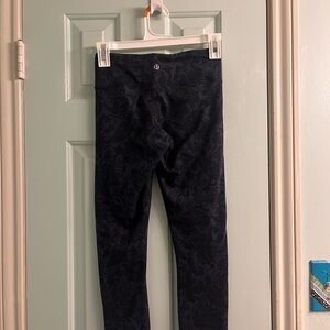 lululemon cropped leggings